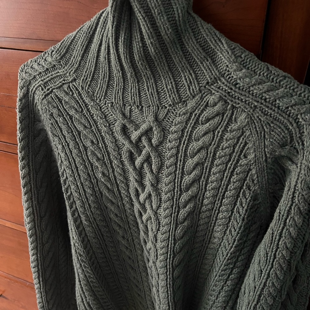 Lands' End Green Cable Knit Sweater